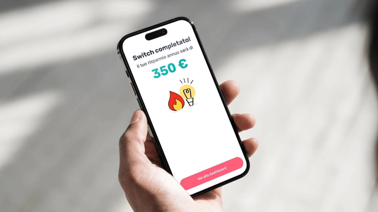 La app che analizza le spese e abbatte la burocrazia per cambiare operatore "Basta un clic per capire se si spende troppo, poi pensiamo a tutto noi".