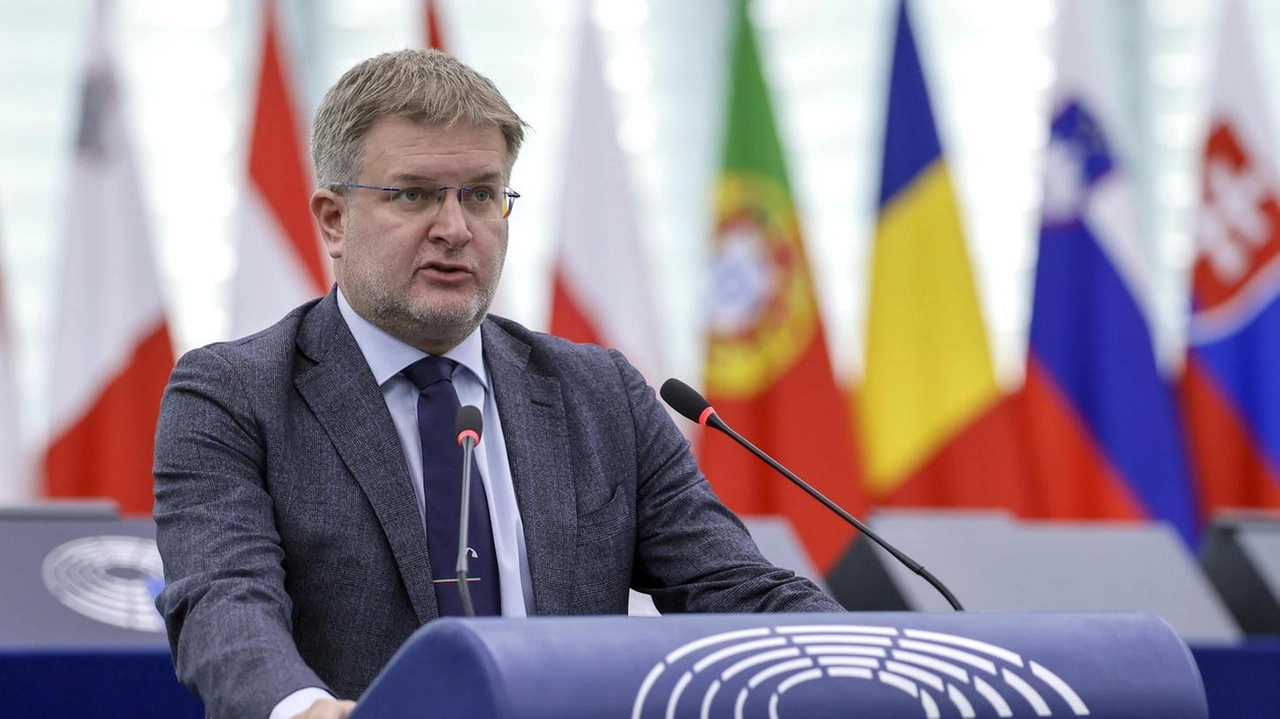 Carlo Fidanza coordinatore del gruppo dei Conservatori europei in commissione Agricoltura e capodelegazione di Fratelli d’Italia
