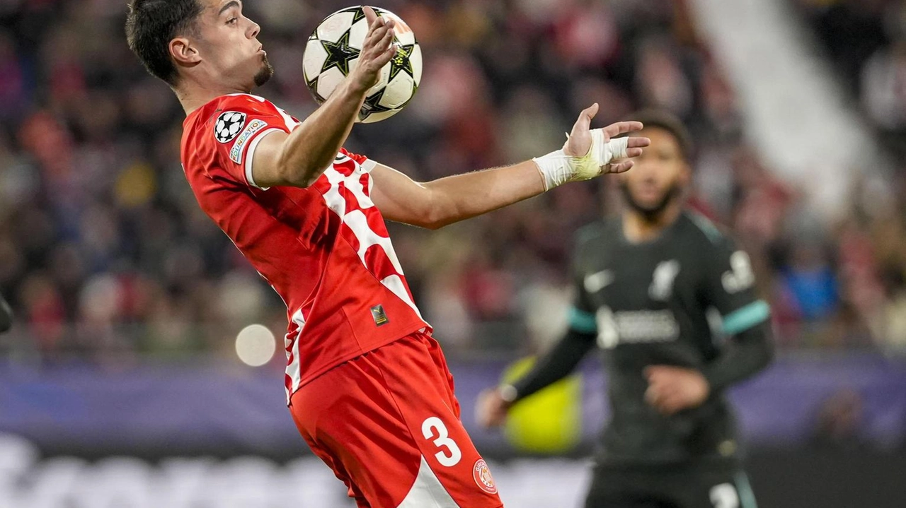 Miguel Gutierrez, 23 anni, impegnato con la maglia del Girona in un match dello scorso campionato nella Liga spagnola Miguel Gutierrez, 23 anni, impegnato con la maglia del Girona in un match dello scorso campionato nella Liga spagnola