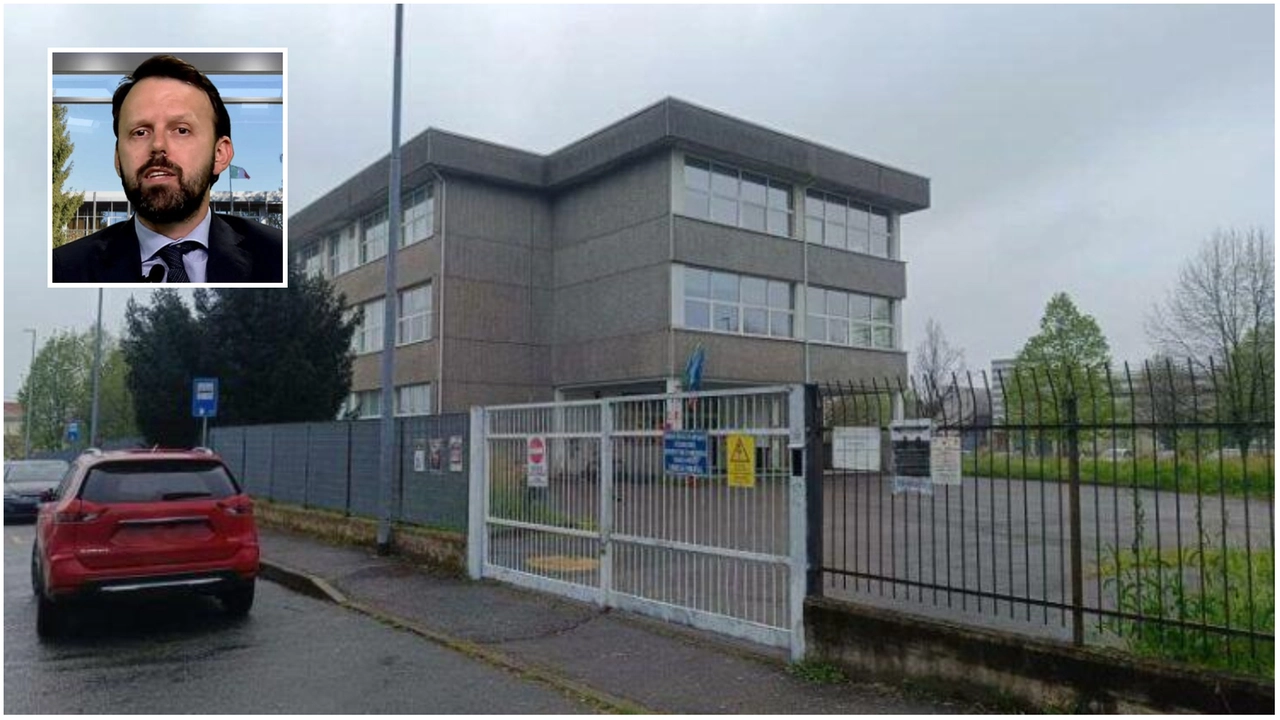 La sede distaccata del liceo Marie Curie è stata fatta evacuare ieri mattina; nel riquadro, il consigliere provinciale Giacomo Iametti