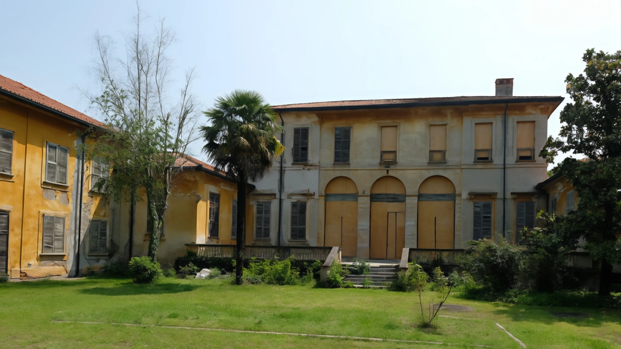 Aperte sotto il Fascismo erano rivolte alle famiglie meno abbienti per consentire una vita all’aria aperta e sotto i raggi benefici del sole. Aperte sotto il Fascismo erano rivolte alle famiglie meno abbienti per consentire una vita all’aria aperta e sotto i raggi benefici del sole.