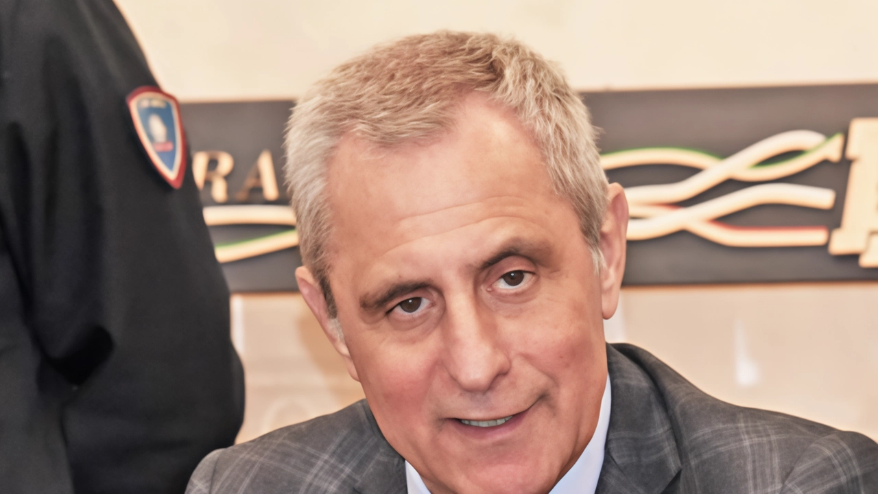 Il questore di Bergamio Andrea Valentino invita a denunciare non solo sui social Il questore di Bergamio Andrea Valentino invita a denunciare non solo sui social