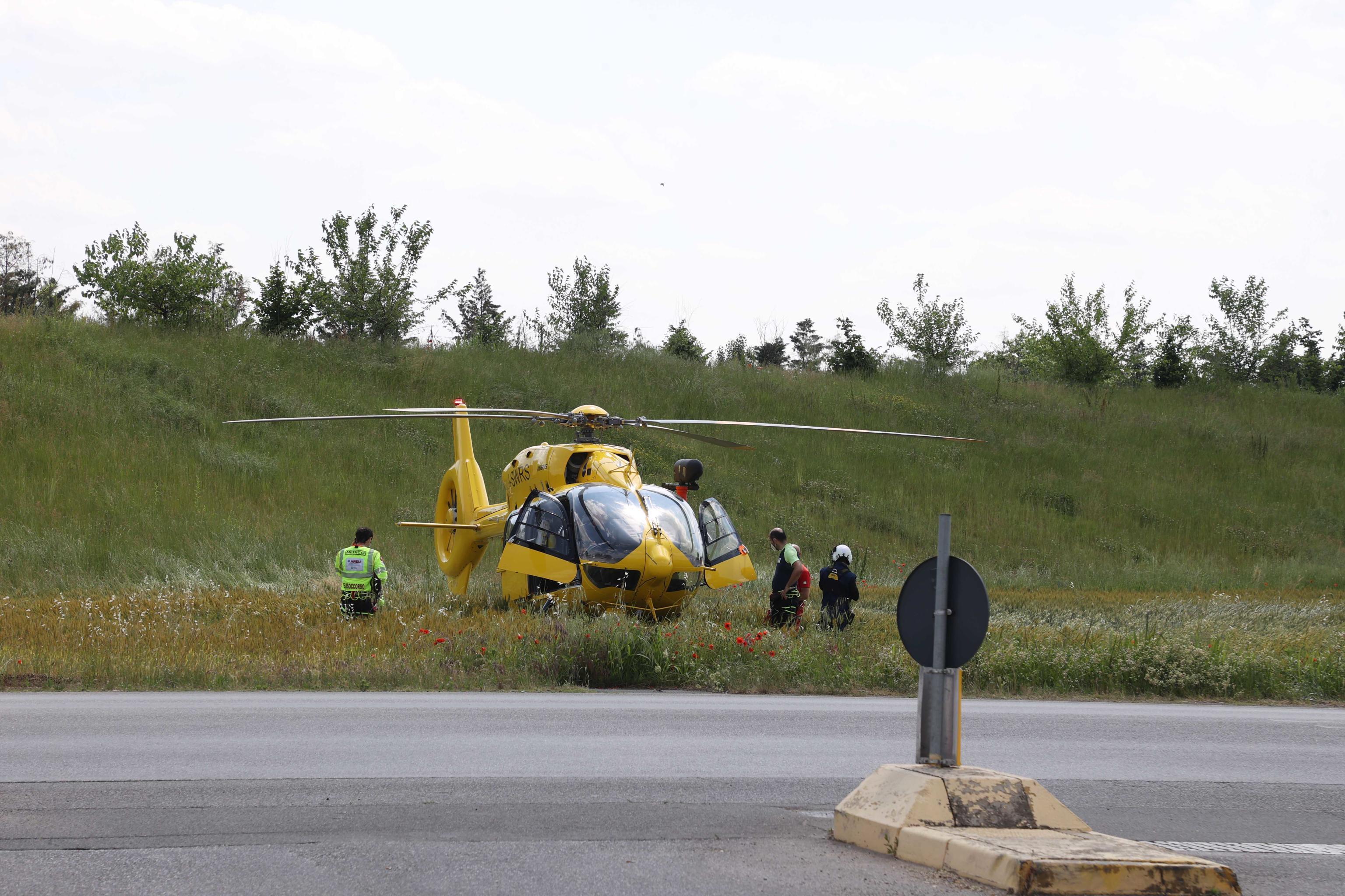 incidente a passirano si schianta con la moto contro un palo gravissimo ragazzo di 19 anni da Ilgiorno.it incidente a passirano si schianta con la moto contro un palo gravissimo ragazzo di 19 anni