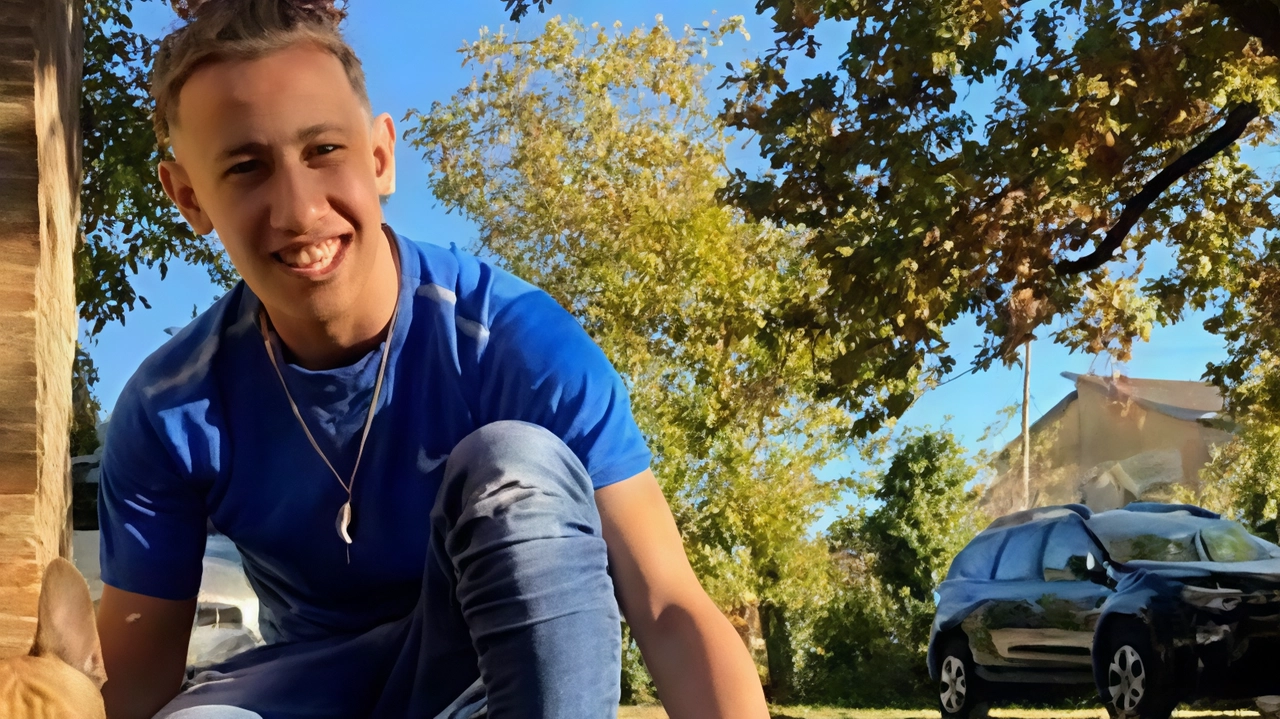 Youssef Barsom, morto a 18 anni nel rogo della sua cella a San Vittore Youssef Barsom, morto a 18 anni nel rogo della sua cella a San Vittore