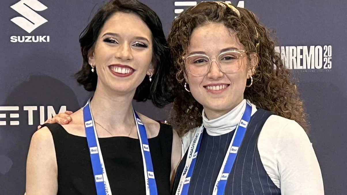 C’è anche una ragazza di Buccinasco, la 21enne Giulia Gramazio, tra i vincitori del concorso di Rai Canone "Un giovane... C’è anche una ragazza di Buccinasco, la 21enne Giulia Gramazio, tra i vincitori del concorso di Rai Canone "Un giovane...