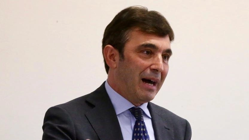 Per un altro quinquennio sarà alla guida dell’Associazione commercianti. Renato Scarano (nella foto), 65 anni, è stato confermato nell’incarico dal... Per un altro quinquennio sarà alla guida dell’Associazione commercianti. Renato Scarano (nella foto), 65 anni, è stato confermato nell’incarico dal...