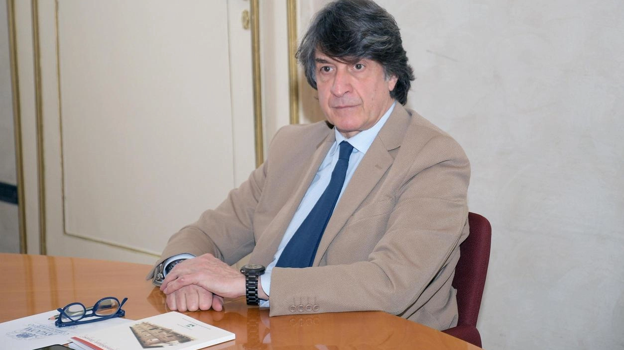 Fabio Bianco, presidente della Fimaa, la Federazione italiana mediatori agenti d’affari della provincia di Pavia. Venerdì il dossier sarà presentato al pubblico Fabio Bianco, presidente della Fimaa, la Federazione italiana mediatori agenti d’affari della provincia di Pavia. Venerdì il dossier sarà presentato al pubblico