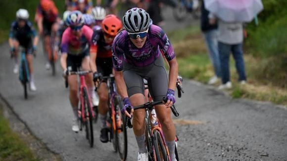Monica Trinca Colonel 26 anni di Grosotto con la maglia della sua squadra Liv Alula Jayco Monica Trinca Colonel 26 anni di Grosotto con la maglia della sua squadra Liv Alula Jayco