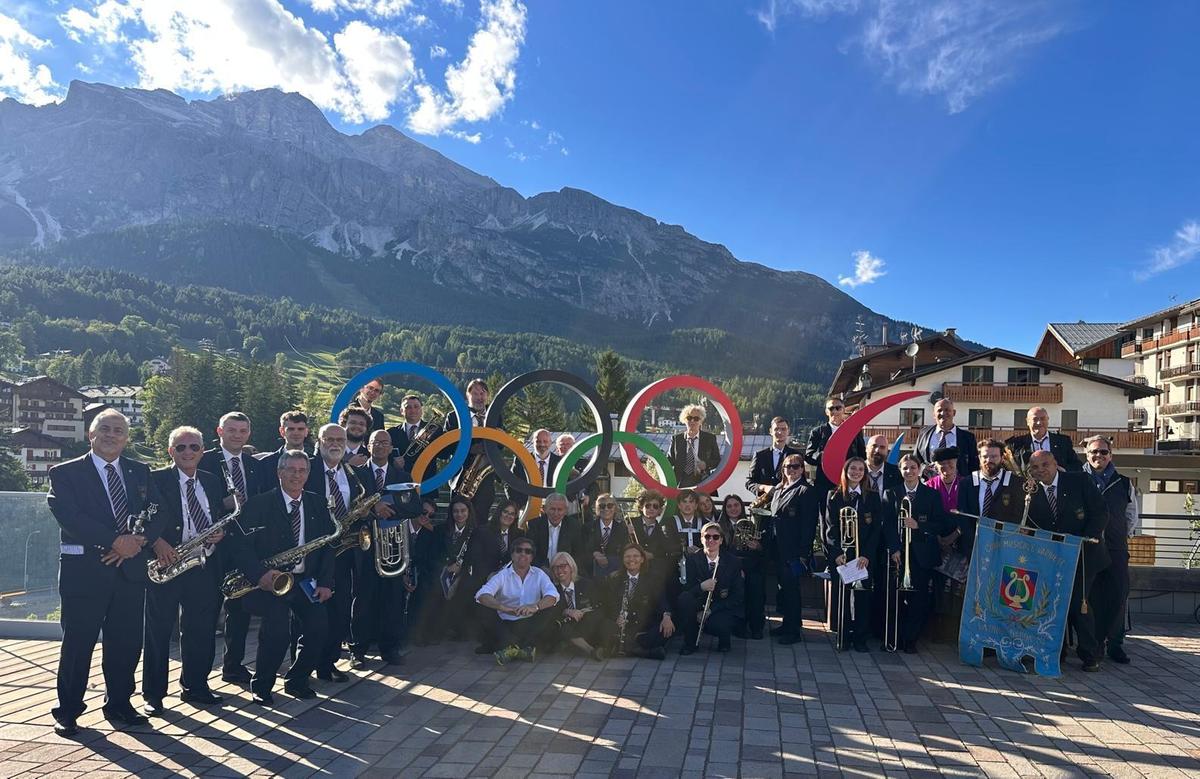 Da Vaprio a Cortina. Il gemellaggio tra bande pensando alle Olimpiadi Da Vaprio a Cortina. Il gemellaggio tra bande pensando alle Olimpiadi