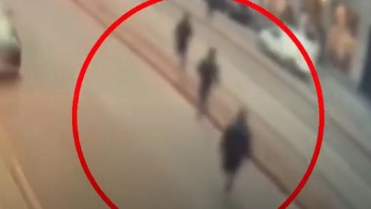 Aggressione e rapina di un Rolex (Frame video polizia)