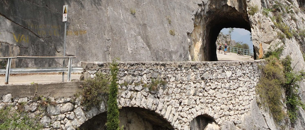 Strada della Forra, ladri in azione: rubato un sensore che avvisa in caso di frana