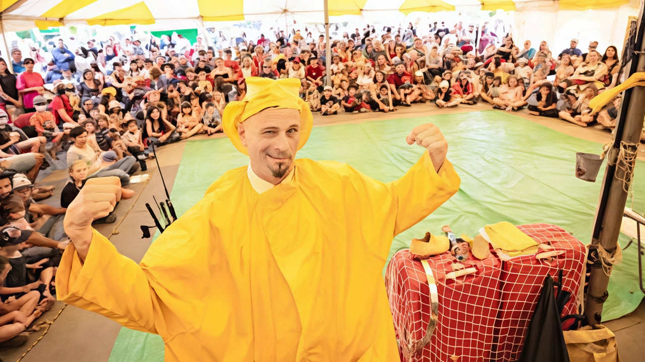 È tornato ad animare i quartieri di Legnano il festival Pop Up. Ieri l’appuntamento in via Bissolati. Oggi la festa... È tornato ad animare i quartieri di Legnano il festival Pop Up. Ieri l’appuntamento in via Bissolati. Oggi la festa...
