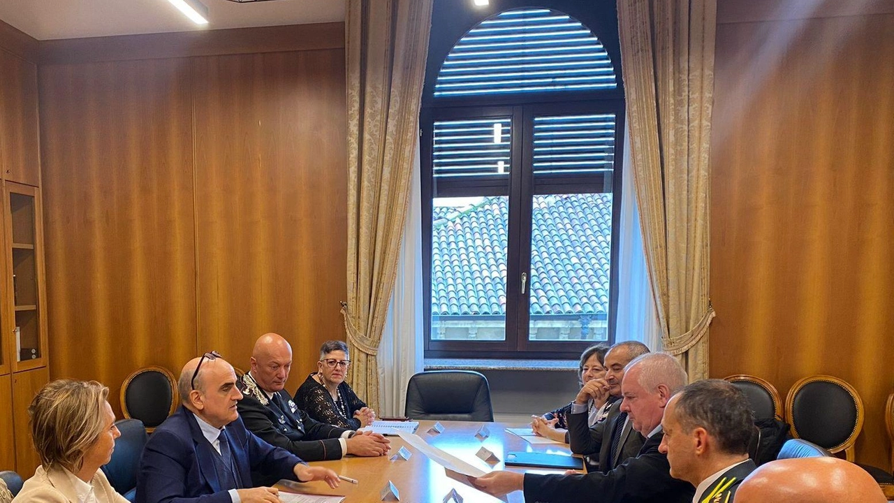 Prefettura, Tribunale e Procura di Lodi firmano patto per monitorare opere finanziate con fondi Pnrr. Collaborazione per accertamenti amministrativi e giudiziari più efficaci. Prefettura, Tribunale e Procura di Lodi firmano patto per monitorare opere finanziate con fondi Pnrr. Collaborazione per accertamenti amministrativi e giudiziari più efficaci.