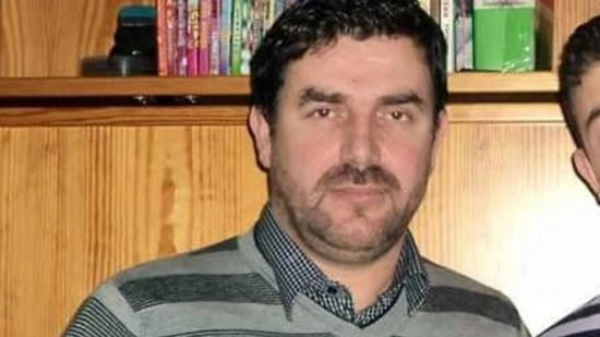 Zyber Curri l’operaio edile morto il 12 dicembre 2018 in un incidente sul lavoro mentre si trovava in un cantiere in Val Cavargna Zyber Curri l’operaio edile morto il 12 dicembre 2018 in un incidente sul lavoro mentre si trovava in un cantiere in Val Cavargna