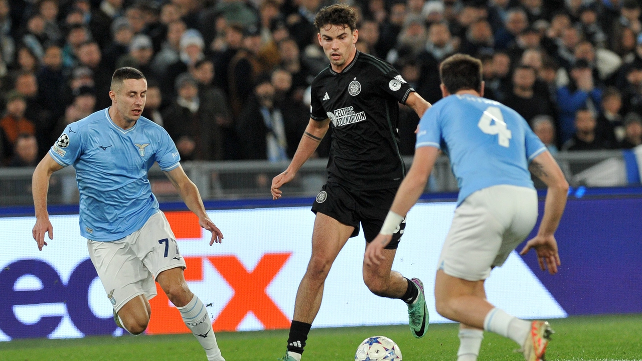 Lazio vs Celtic - Champions League - 5 Giornata - Stadio Olimpico - Roma 28-11-2023 nella foto O'Riley tra Marusic e Patric foto federico gaetano-ag aldo liverani sas