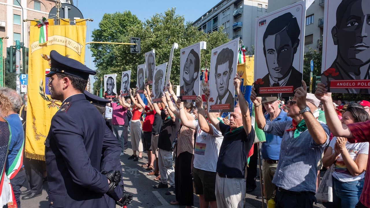 Sui cartelli, i volti e i nomi dei quindici martiri antifascisti Sui cartelli, i volti e i nomi dei quindici martiri antifascisti