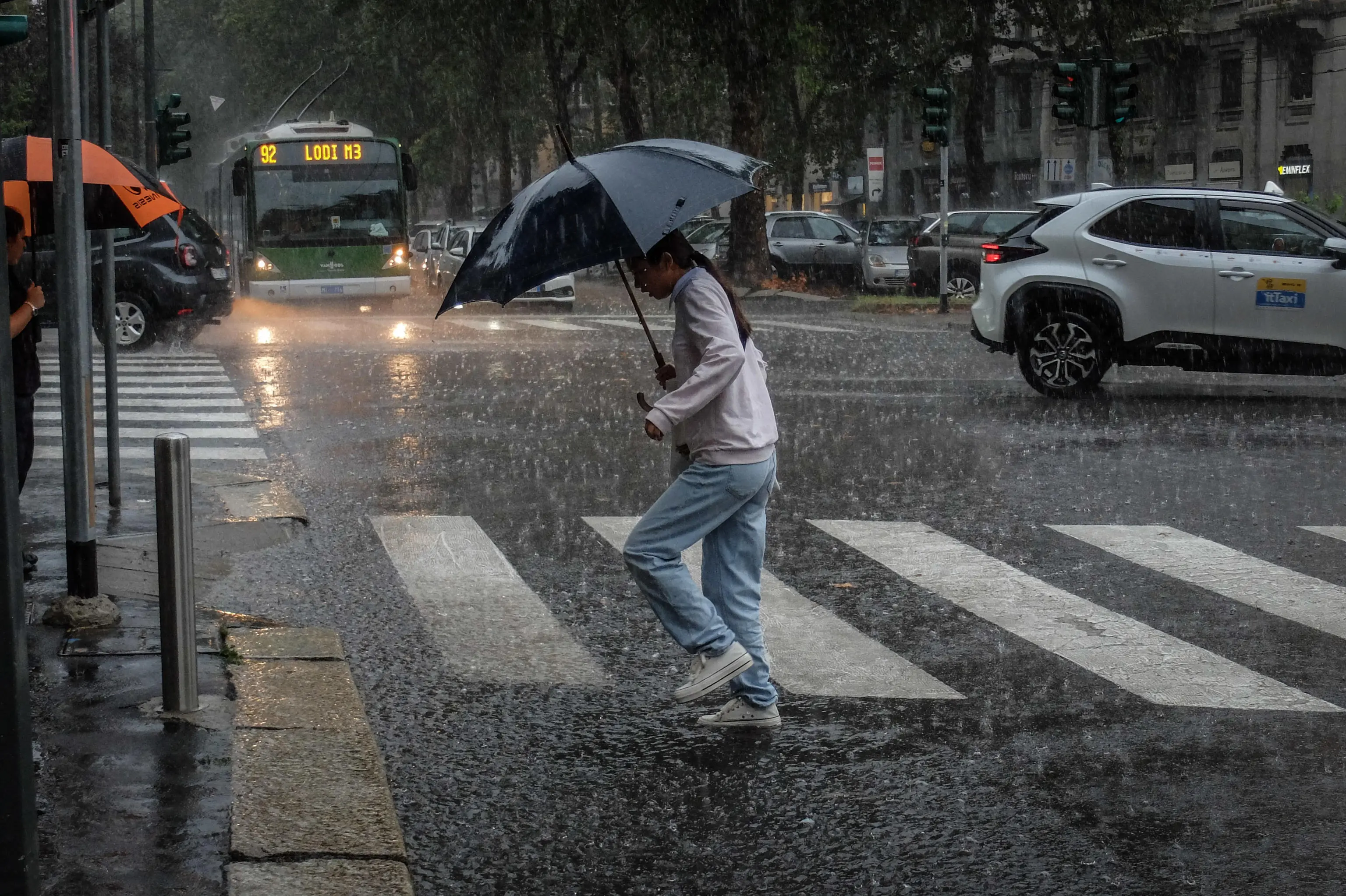 Temporali in arrivo, allerta meteo a Milano dal pomeriggio di domenica 4 maggio