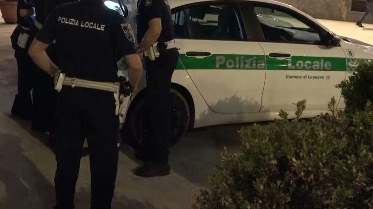 Dodici persone sanzionate per ubriachezza molesta, due persone fermate per spaccio nei pressi delle scuole e altre due multate per...