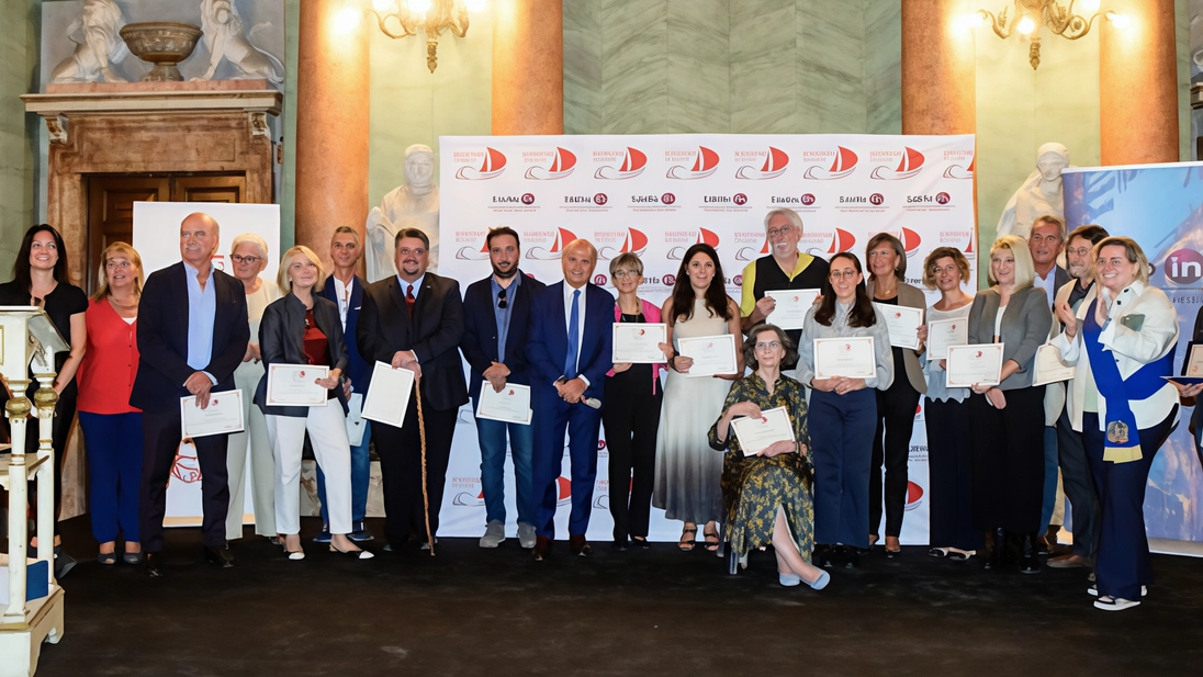 L’ultima edizione del Premio Scritture di Lago dedicato alla narrativa italiana e svizzera ambientata in terre lacustri L’ultima edizione del Premio Scritture di Lago dedicato alla narrativa italiana e svizzera ambientata in terre lacustri