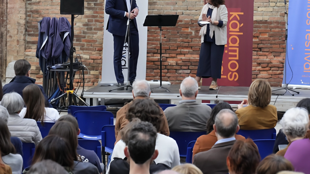 Si è conclusa con successo la seconda edizione del Kàlamos, il festival della Cultura classica organizzato (da venerdì a domenica)... Si è conclusa con successo la seconda edizione del Kàlamos, il festival della Cultura classica organizzato (da venerdì a domenica)...