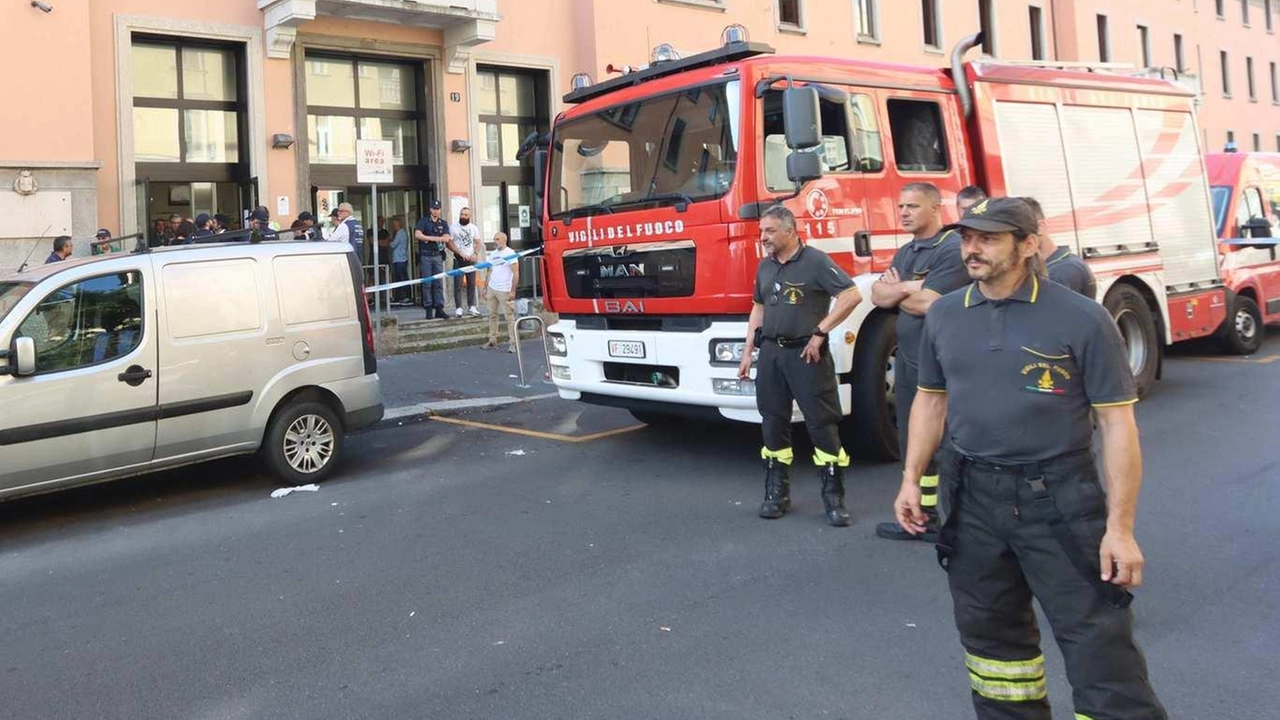 L’intervento dei vigili del fuoco nella Casa per Coniugi il 7 luglio 2023 L’intervento dei vigili del fuoco nella Casa per Coniugi il 7 luglio 2023
