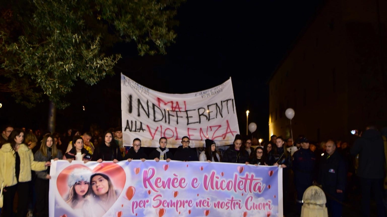 Madre e sorella della ex dell'imputato uccise nel 2024