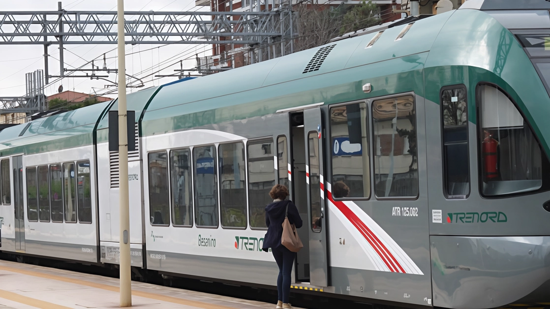 Lo scalo di Villasanta sarà utilizzabile anche nei 12 mesi di stop della S7 nella tratta verso Triuggio. La Regione ha assicurato il capolinea per il collegamento a sud con Milano Porta Garibaldi. Lo scalo di Villasanta sarà utilizzabile anche nei 12 mesi di stop della S7 nella tratta verso Triuggio. La Regione ha assicurato il capolinea per il collegamento a sud con Milano Porta Garibaldi.