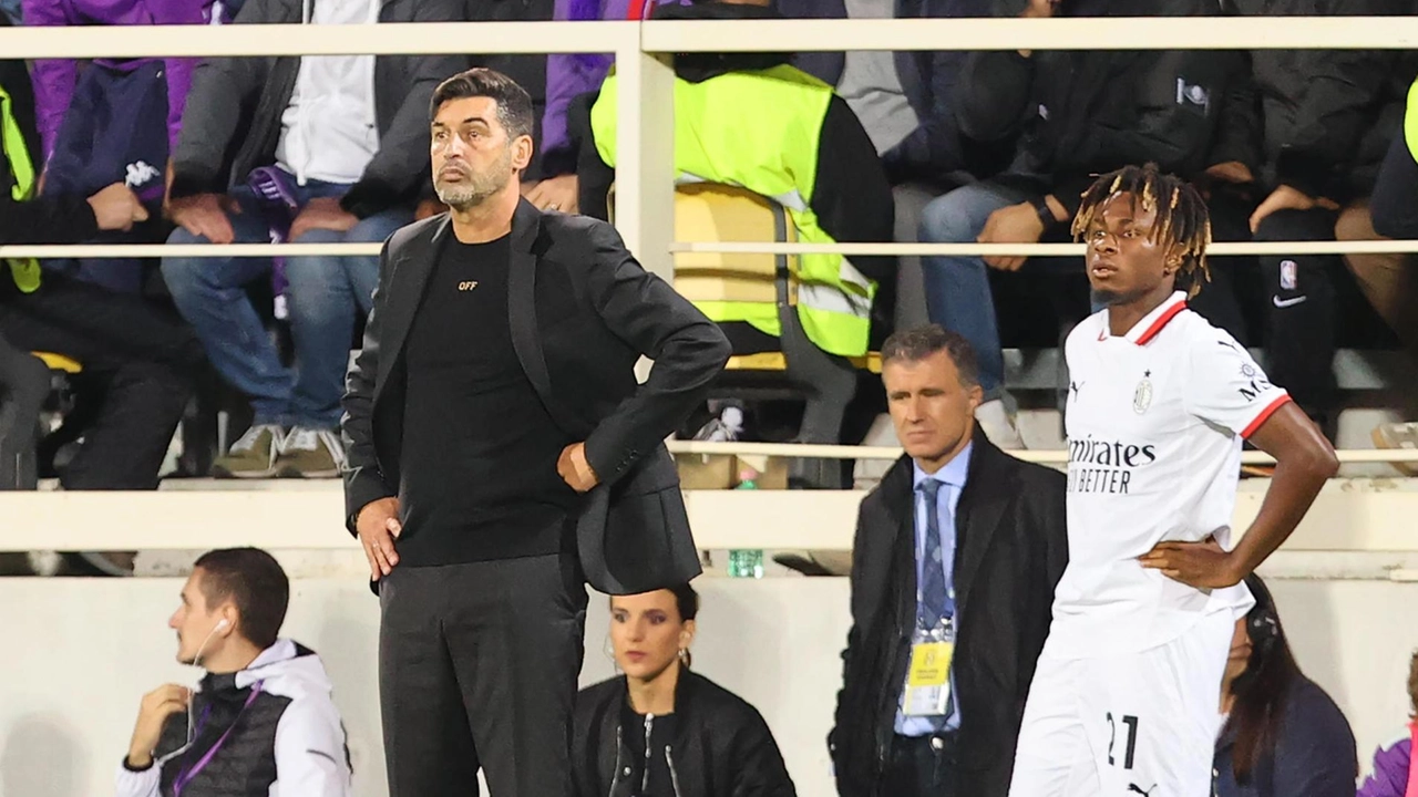 Paulo Fonseca ancora sulla graticola dopo la sconfitta di domenica sera contro la Fiorentina: per il tecnico una sosta ad alta tensione Paulo Fonseca ancora sulla graticola dopo la sconfitta di domenica sera contro la Fiorentina: per il tecnico una sosta ad alta tensione