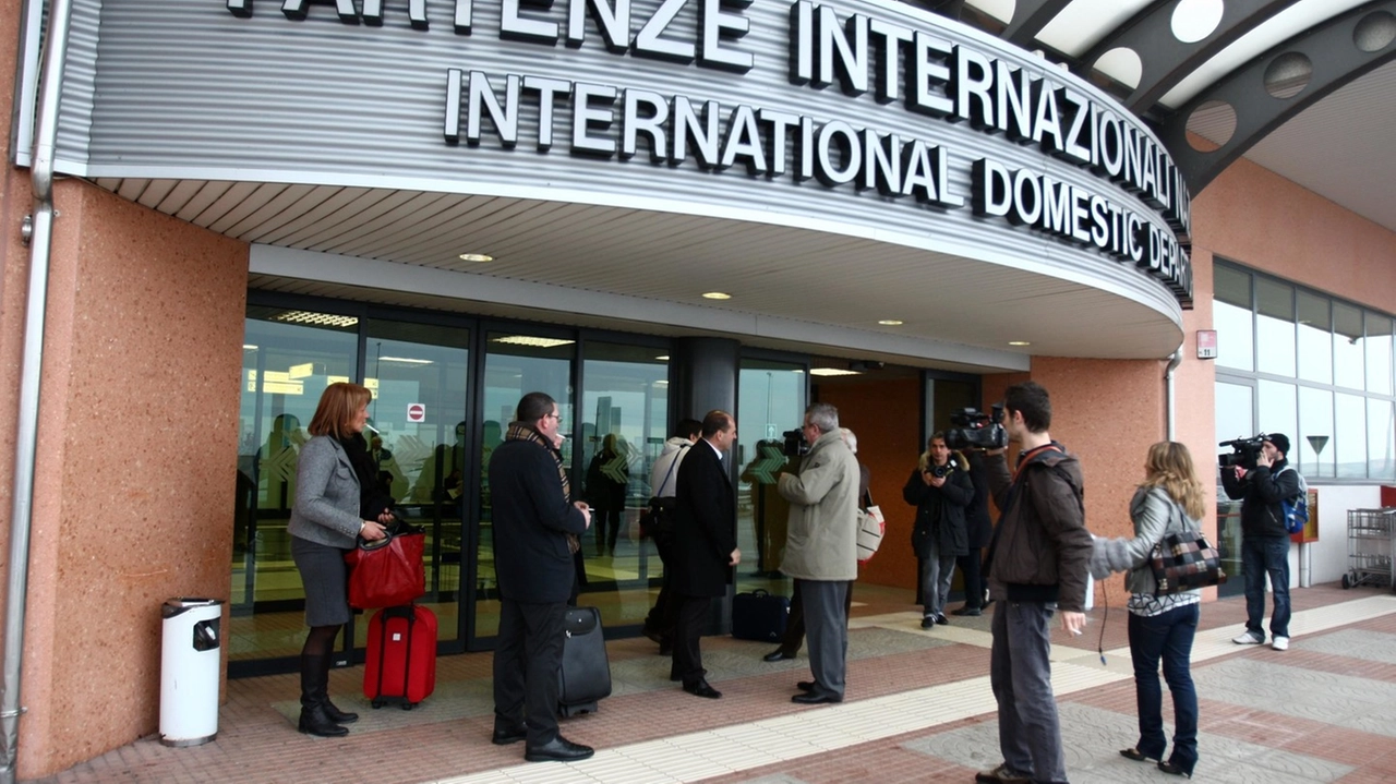 L'aeroporto di Montichiari (Archivio)