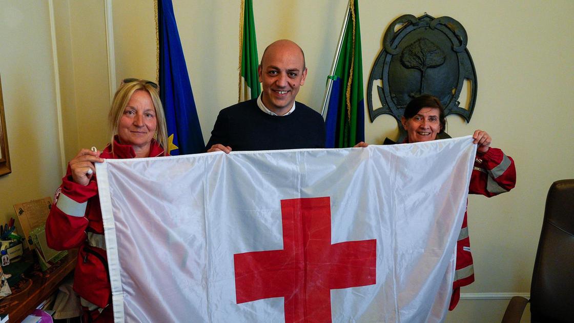 croce rossa in festa nel weekend al palatenda musica cibo e premi