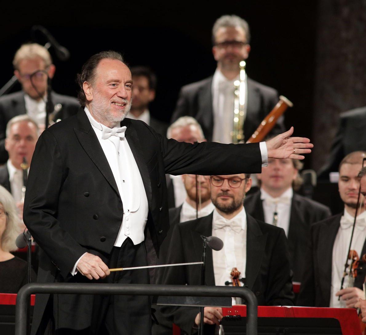 Scala, tempo di Filarmonica. Chailly aprirà la stagione Scala, tempo di Filarmonica. Chailly aprirà la stagione