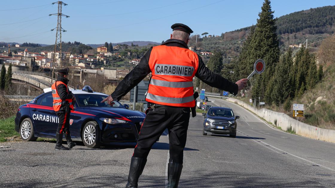 Cunardo, carabiniere travolto all’alt: catturato lo scooterista pirata Cunardo, carabiniere travolto all’alt: catturato lo scooterista pirata