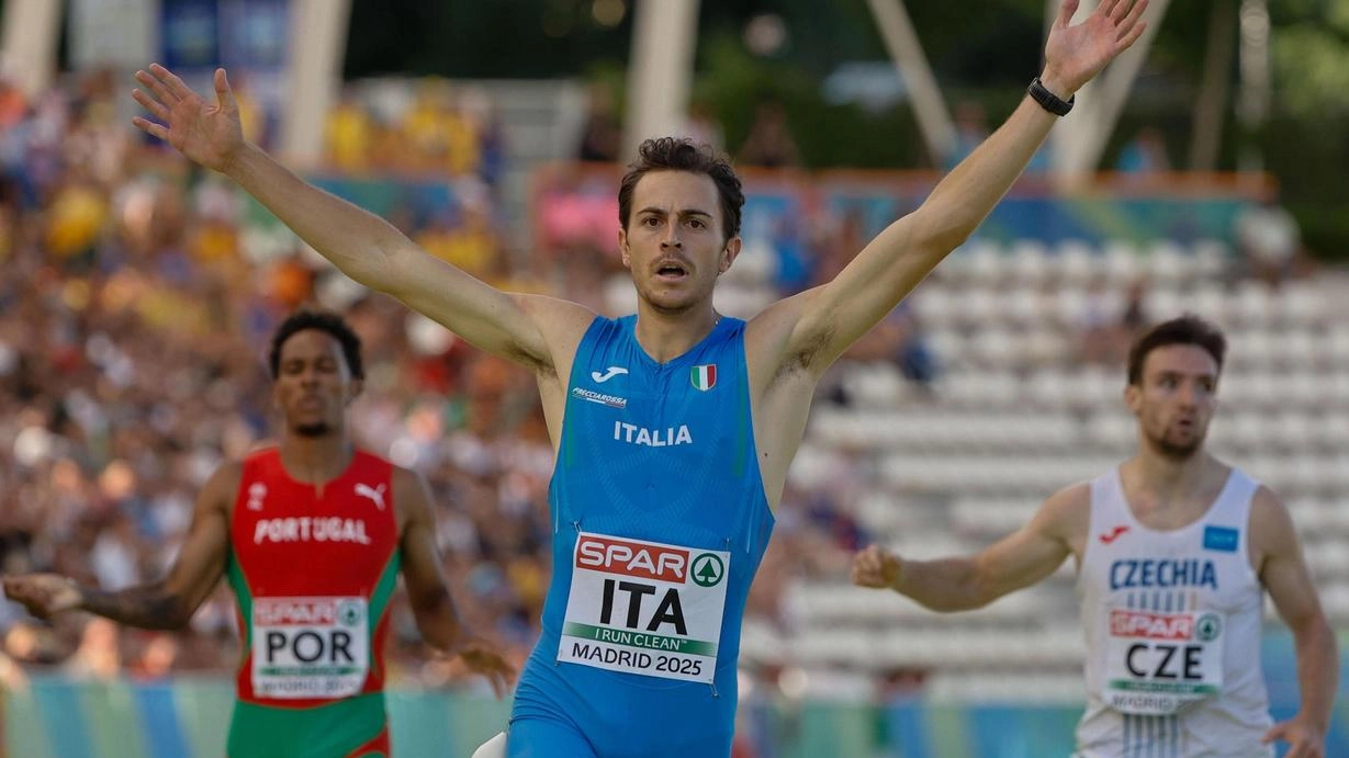 Il lodigiano eguaglia il primato del milanese Sito fermando il tempo a 44.75