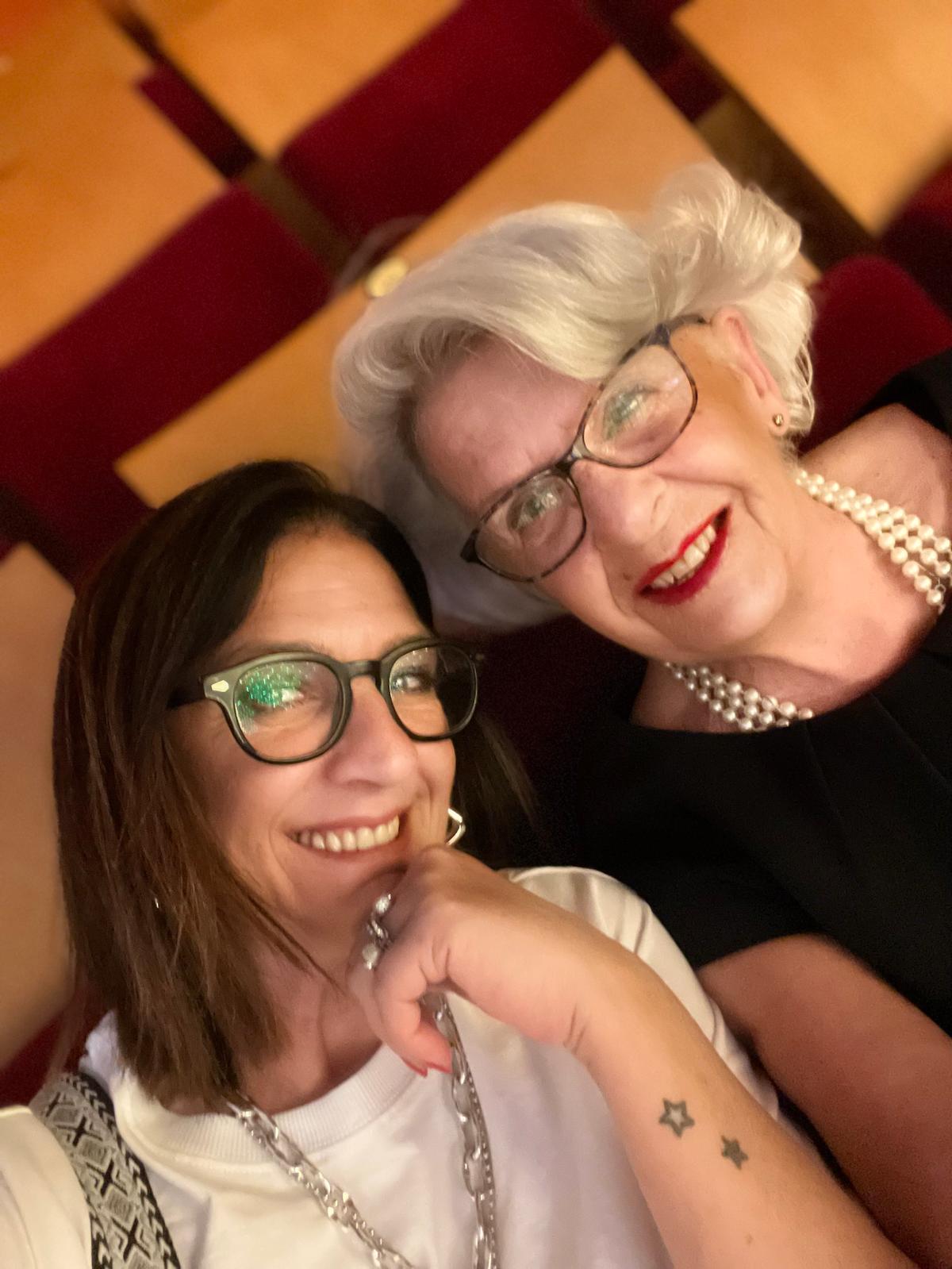 terry meneghetti uccisa a 82 anni un altro dramma per la figlia il compagno della madre si toglie la vita lo stato ci ha abbandonati