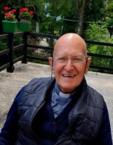 Morto don Piero Cecchi, il prete dell’integrazione: dalla Brianza a via Padova sempre dalla parte degli ultimi Morto don Piero Cecchi, il prete dell’integrazione: dalla Brianza a via Padova sempre dalla parte degli ultimi