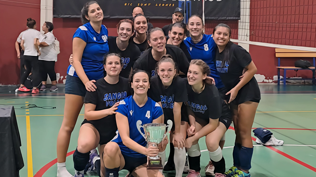La Rozzano Volley Cup ha visto dodici squadre competere nel torneo nazionale di serie D, con la presenza di campionesse olimpiche come Egonu e Sylla. L'evento ha attirato centinaia di tifosi e appassionati, con partite emozionanti e una finale seguita da oltre 800 spettatori. Un successo che ha celebrato lo sport rozzanese e incentivato i giovani a praticare diverse discipline. La Rozzano Volley Cup ha visto dodici squadre competere nel torneo nazionale di serie D, con la presenza di campionesse olimpiche come Egonu e Sylla. L'evento ha attirato centinaia di tifosi e appassionati, con partite emozionanti e una finale seguita da oltre 800 spettatori. Un successo che ha celebrato lo sport rozzanese e incentivato i giovani a praticare diverse discipline.