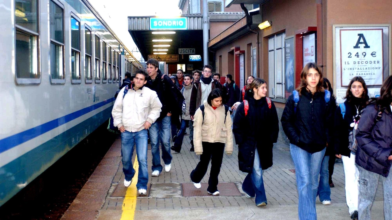 Approvata e pubblicata la graduatoria per l’assegnazione del bonus trasporti a favore degli studenti universitari residenti in provincia di Sondrio,...