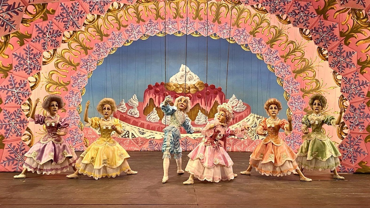 “Lo Schiaccianoci“ dei Colla al Piccolo teatro, Franco Citterio: "La nostra è pure contemporaneità" “Lo Schiaccianoci“ dei Colla al Piccolo teatro, Franco Citterio: "La nostra è pure contemporaneità"