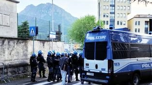 Un pannello per raccontare la storia della battaglia di Pescarenico, l’ultimo scontro tra nazifascisti in ripiegamento e partigiani avvenuto a... Un pannello per raccontare la storia della battaglia di Pescarenico, l’ultimo scontro tra nazifascisti in ripiegamento e partigiani avvenuto a...