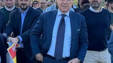 Viadotto chiude per lavori: "Pendolari dimenticati. Il Governo trascura il nord" Viadotto chiude per lavori: "Pendolari dimenticati. Il Governo trascura il nord"