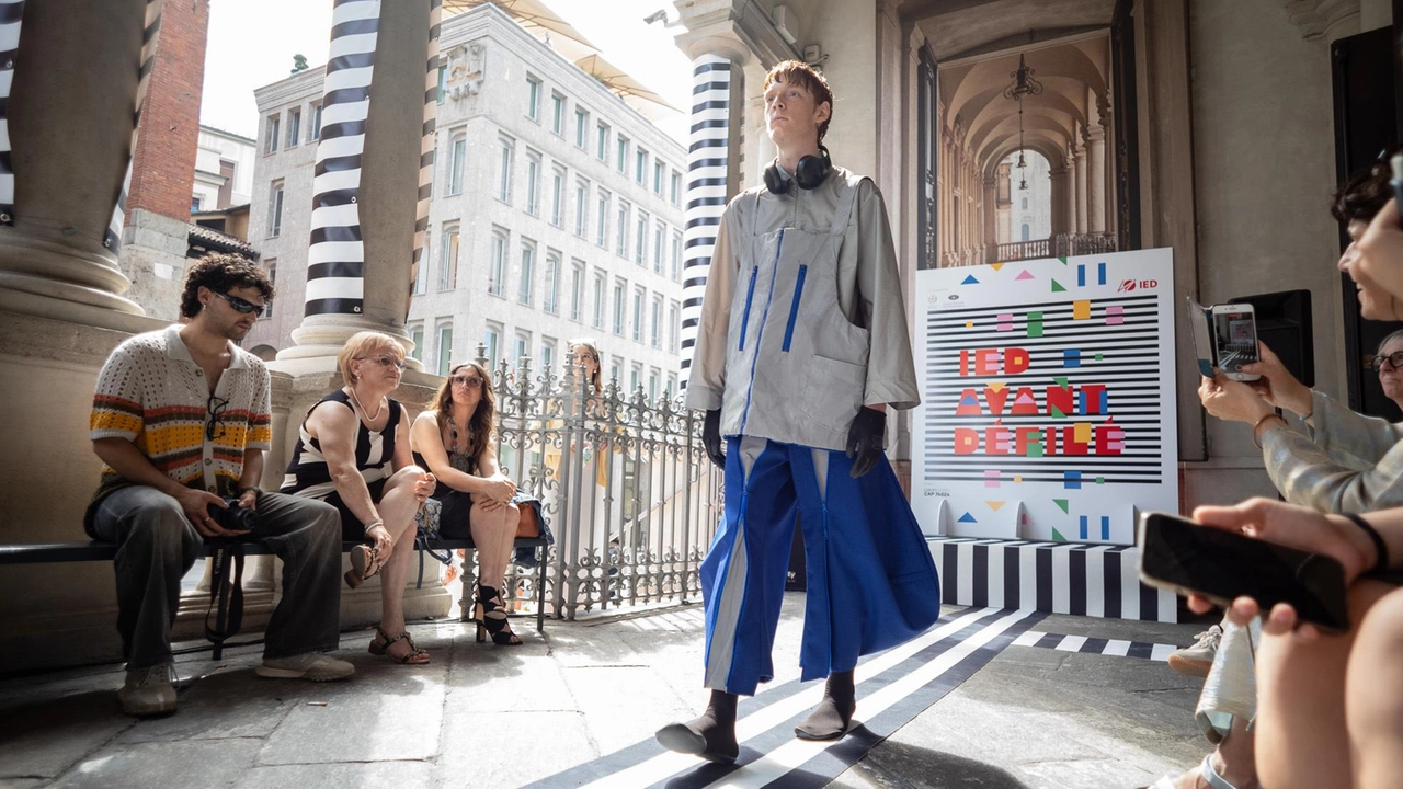 L’ultima sfilata milanese dei laureandi dello Ied, con i loro progetti di tesi L’ultima sfilata milanese dei laureandi dello Ied, con i loro progetti di tesi