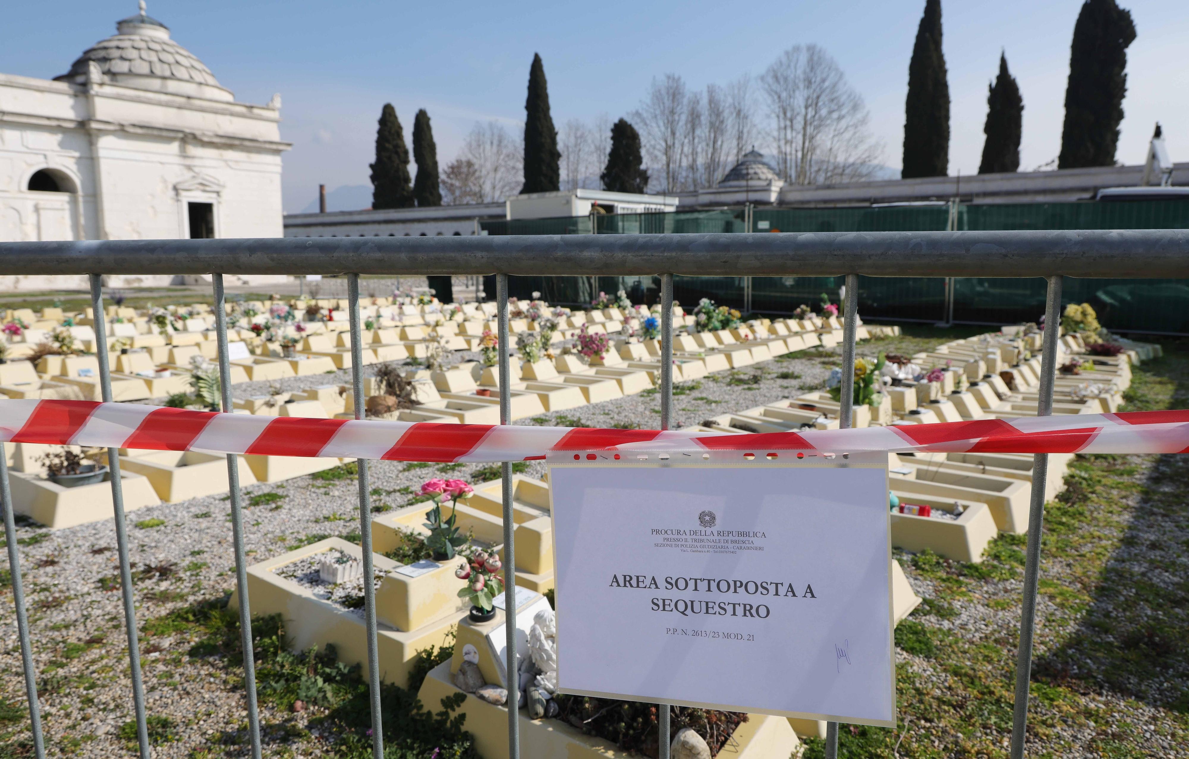 le 2 500 tombe di bimbi mai nati rimosse dal cimitero di brescia la procura chiede due anni di carcere da Ilgiorno.it le 2 500 tombe di bimbi mai nati rimosse dal cimitero di brescia la procura chiede due anni di carcere