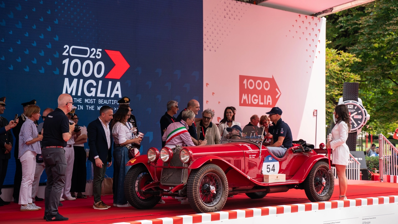 Andrea Vesco e Fabio Salvinelli hanno vinto per l'ennesima volta la Mille Miglia storica Andrea Vesco e Fabio Salvinelli hanno vinto per l'ennesima volta la Mille Miglia storica