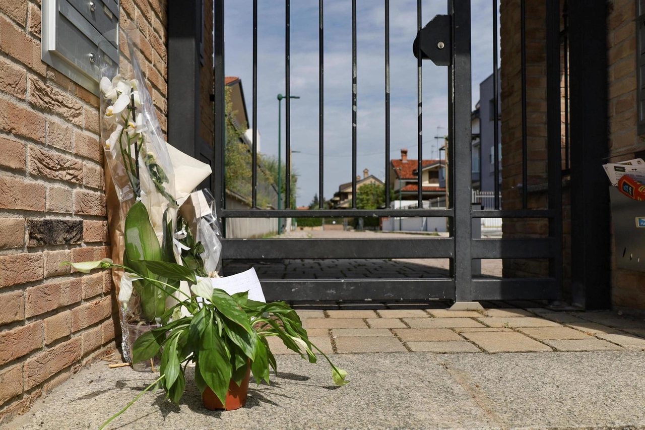 Strage in famiglia a Paderno, 17enne parzialmente incapace