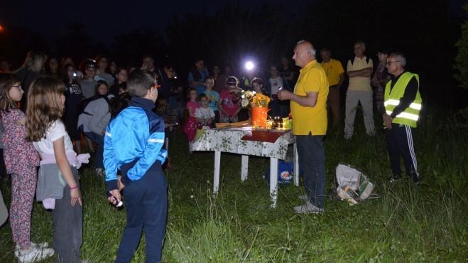 Escursioni con esperti. Di notte alla ricerca delle lucciole e dei rapaci Escursioni con esperti. Di notte alla ricerca delle lucciole e dei rapaci
