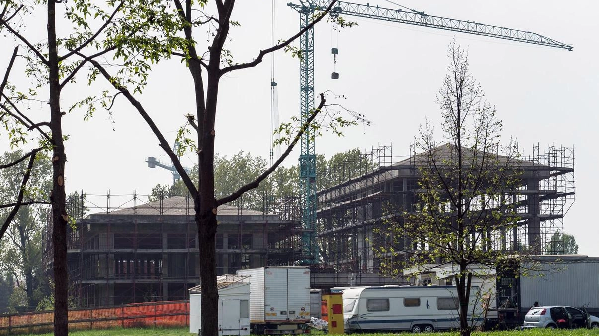 Indispensabili interventi di manutenzione straordinaria nella vetusta sede. Saranno ospiti del Nucleo di Rho-Fiera e della Polizia locale. "Attività garantite". Indispensabili interventi di manutenzione straordinaria nella vetusta sede. Saranno ospiti del Nucleo di Rho-Fiera e della Polizia locale. "Attività garantite".