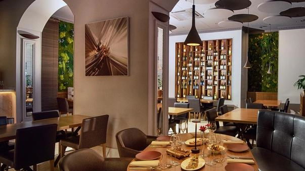 La sala di Anna by Borgia Milano, aperto lo scorso 2 maggio nello stesso palazzo del ristorante fine dining La sala di Anna by Borgia Milano, aperto lo scorso 2 maggio nello stesso palazzo del ristorante fine dining