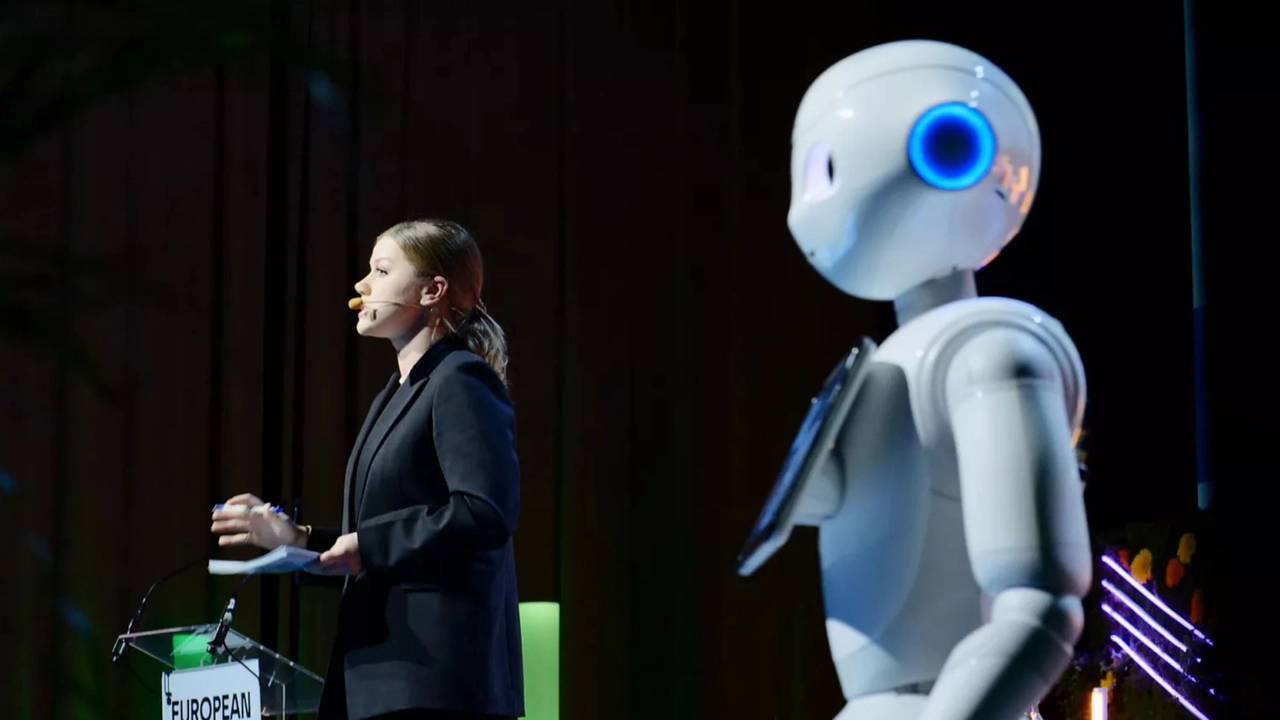 Il 73,1% dei lavoratori ritiene necessaria una formazione sull’intelligenza artificiale Il 73,1% dei lavoratori ritiene necessaria una formazione sull’intelligenza artificiale