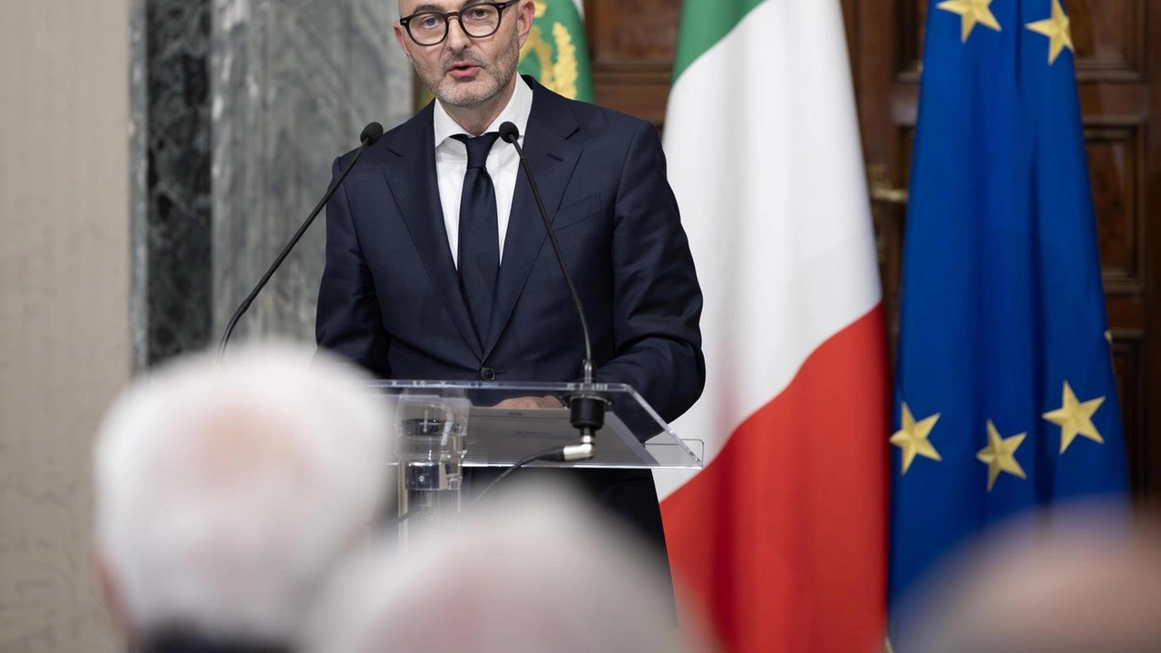 'C'è serietà e competenza di ciascun componente' 'C'è serietà e competenza di ciascun componente'