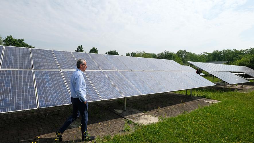 Il boom del fotovoltaico si sta spegnendo in Lombardia: frenata del 35% sugli impianti in casa Il boom del fotovoltaico si sta spegnendo in Lombardia: frenata del 35% sugli impianti in casa